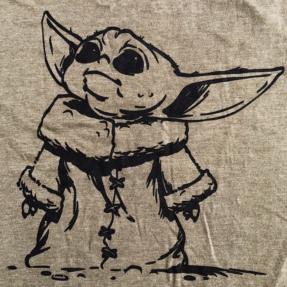 Star Wars Mandalorian Baby Yoda Top